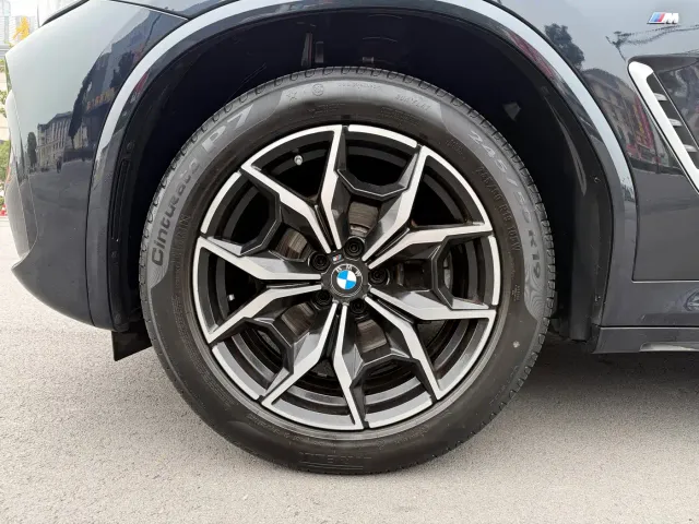 BMW X3 — Фото автомобиля 4
