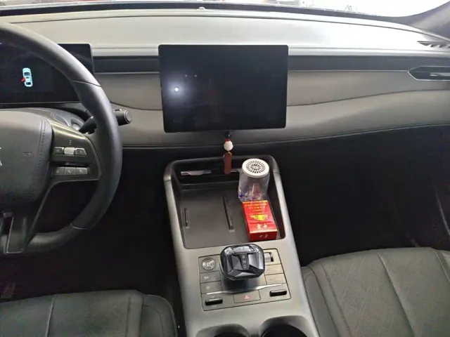 BYD Qin PLUS — Фото автомобиля 12