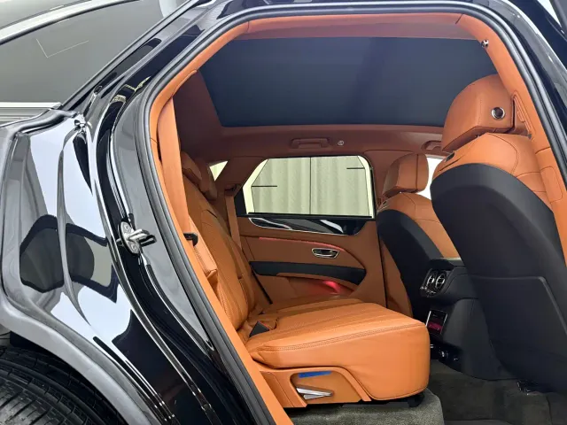Bentley Bentayga — Фото автомобиля 13