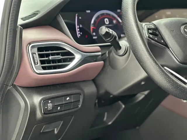 GAC Trumpchi M6 — Фото автомобиля 11