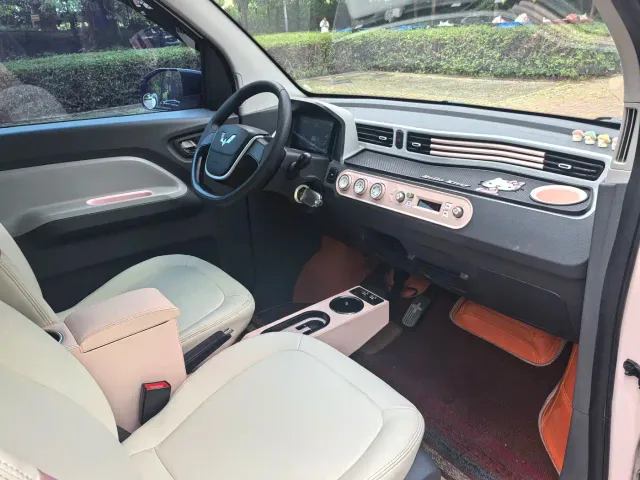 Wuling Hongguang Mini EV — Фото автомобиля 8