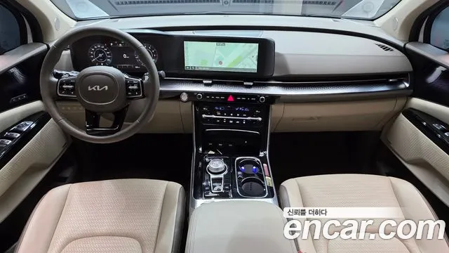 Kia Carnival Generation 4 — Фото автомобиля 10