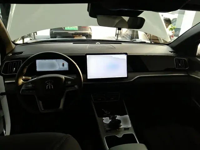 BYD Song Pro — Фото автомобиля 9
