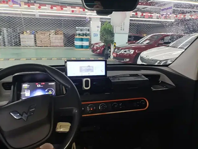 Wuling Hongguang Mini EV — Фото автомобиля 5