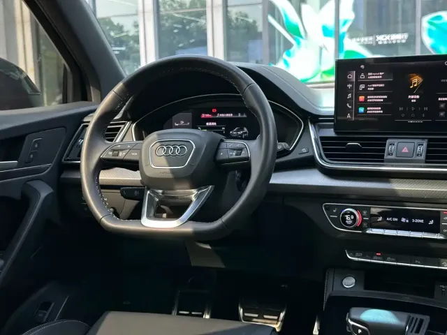 Audi Q5L — Фото автомобиля 23
