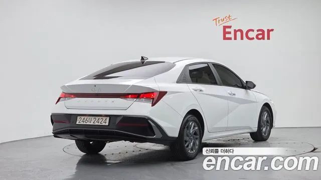 Hyundai AVANTE Новый Avante (CN7) — Фото автомобиля 2