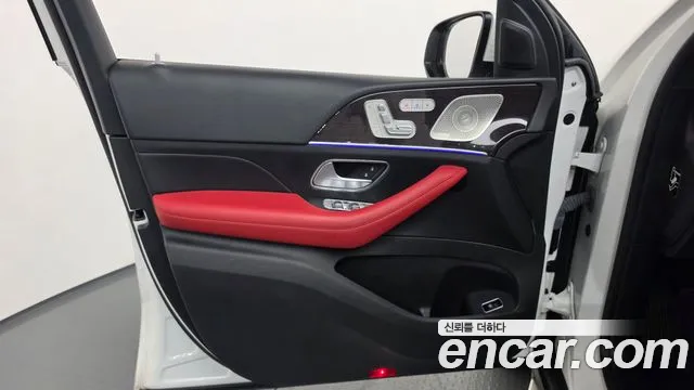 Mercedes-Benz GLE-Class — Фото автомобиля 13