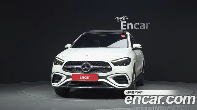 Mercedes-Benz GLA-Class H247 — Фото автомобиля 3