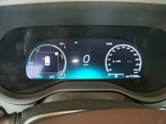 Toyota Sienna — Фото автомобиля 11