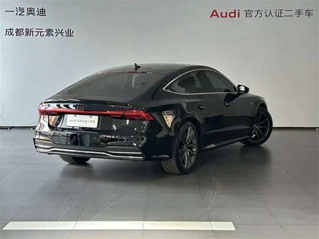 Audi A7 — Фото автомобиля 4