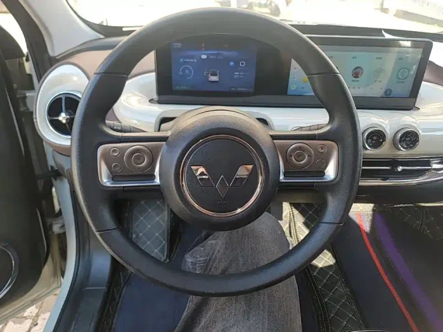 Wuling Bingo — Фото автомобиля 10