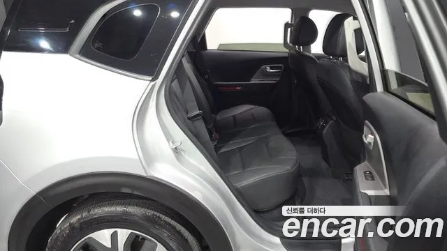 Kia Niro — Фото автомобиля 17