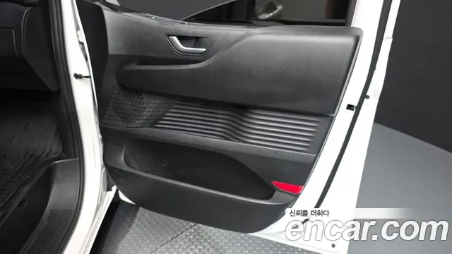 Hyundai Staria — Фото автомобиля 14
