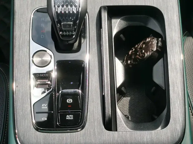 GAC Trumpchi GS8 — Фото автомобиля 12