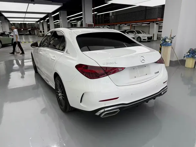 Mercedes-Benz C-Class — Фото автомобиля 14