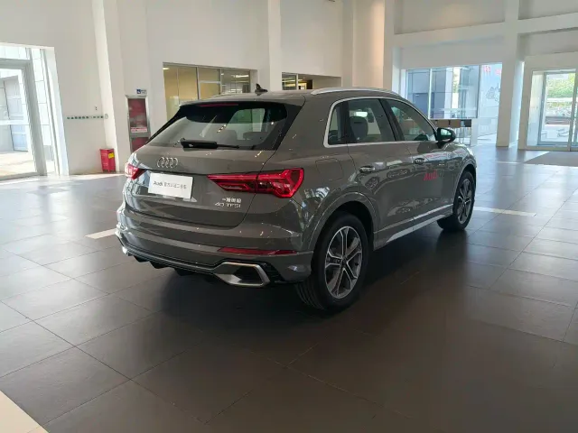 Audi Q3 — Фото автомобиля 8
