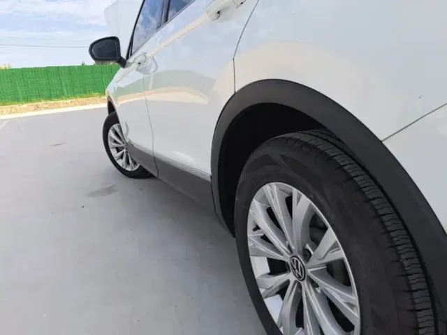 Volkswagen Tiguan L — Фото автомобиля 21