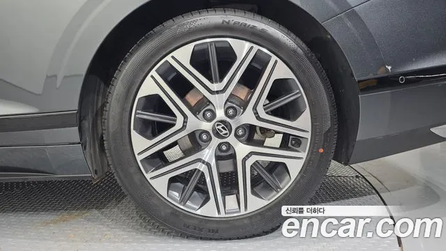 Hyundai Grandeur GN7 — Фото автомобиля 6