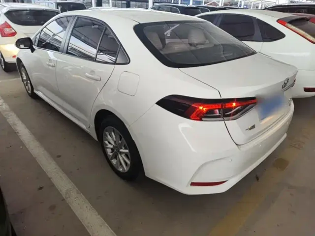 Toyota Corolla — Фото автомобиля 4