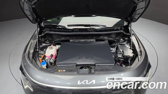 Kia Niro — Фото автомобиля 9