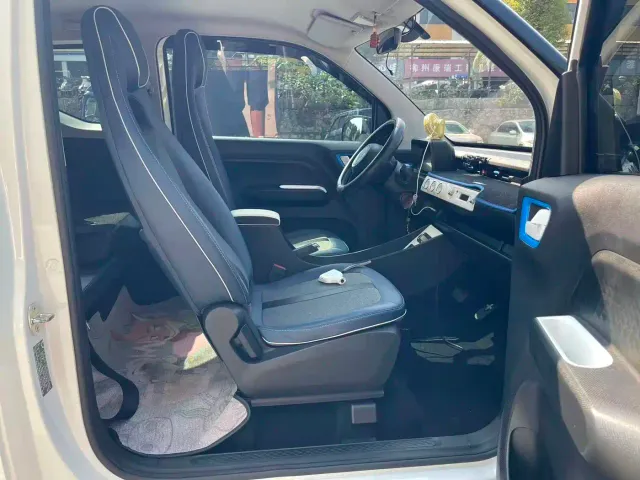 Wuling Hongguang Mini EV — Фото автомобиля 6