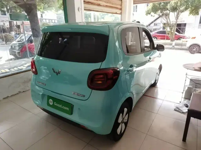 Wuling Hongguang Mini EV — Фото автомобиля 6
