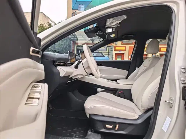 Baojun Yunhai — Фото автомобиля 5