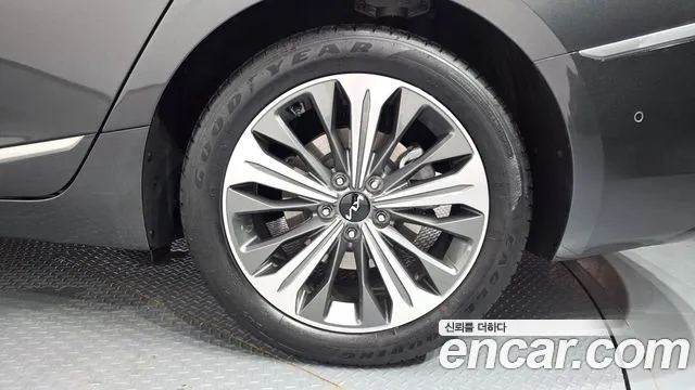 Kia K8 Noblesse — Фото автомобиля 20