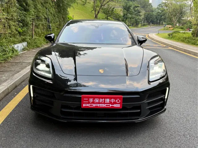 Porsche Panamera — Фото автомобиля 2