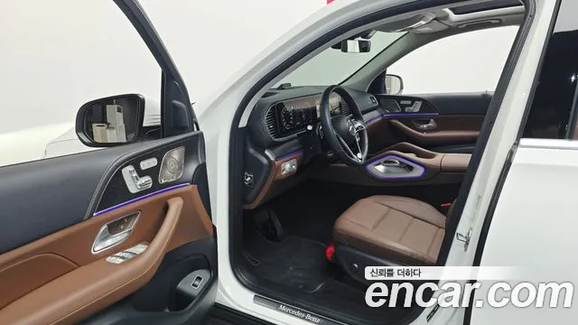 Mercedes-Benz GLE-Class — Фото автомобиля 10
