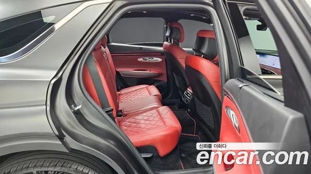 Genesis GV70 2.5T Бензин 2WD — Фото автомобиля 17