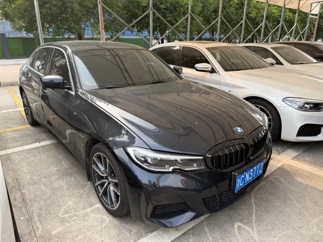 BMW 3 Series — Фото автомобиля 3
