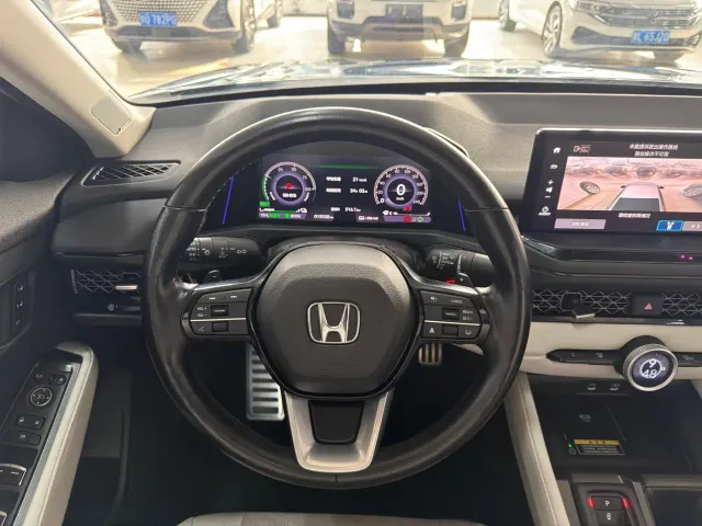 Honda Accord — Фото автомобиля 13