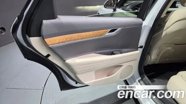 Genesis G80 RG3 — Фото автомобиля 14