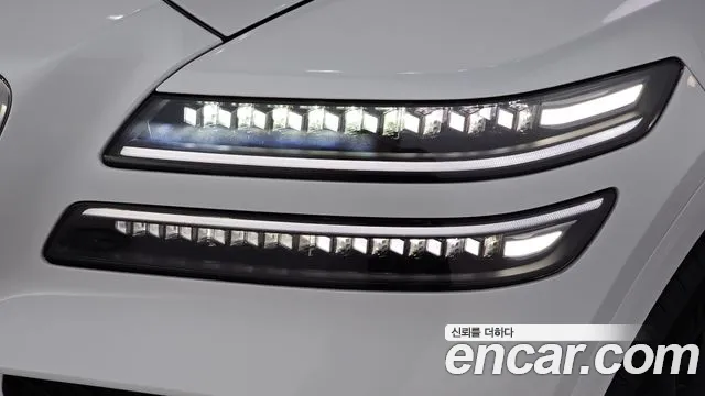Genesis GV80 — Фото автомобиля 7
