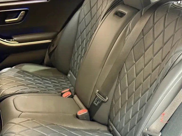 Mercedes-Benz S-Class — Фото автомобиля 14