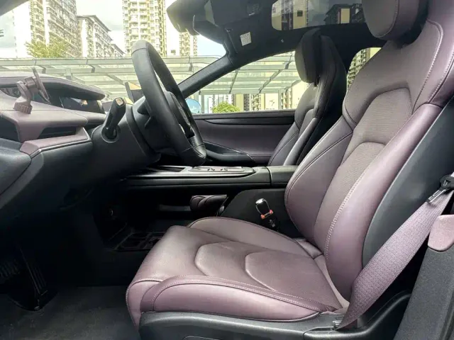 Xiaomi SU7 — Фото автомобиля 9