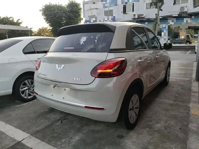 Wuling Bingo — Фото автомобиля 6