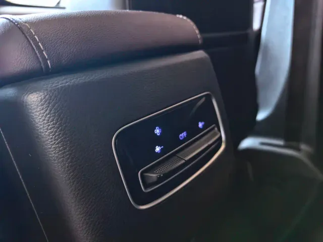 GAC Trumpchi M6 — Фото автомобиля 10