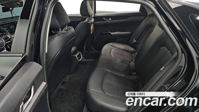 Kia K5 K5 3 поколение 2.0 LPI(Для проката) — Фото автомобиля 11