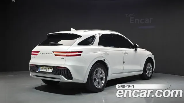 Genesis GV70 — Фото автомобиля 2