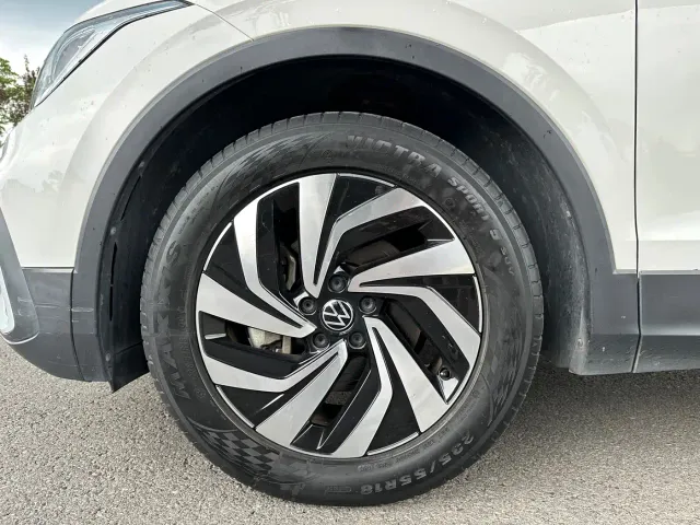 Volkswagen Tiguan L — Фото автомобиля 19