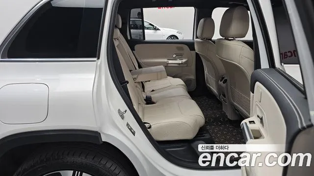 Mercedes-Benz EQB X243 — Фото автомобиля 12