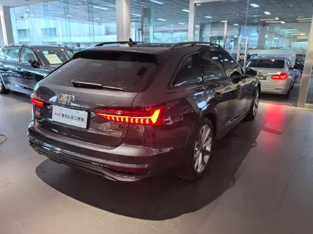 Audi A6 — Фото автомобиля 5