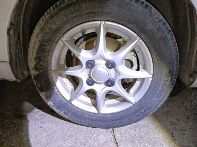 Roewe Clever — Фото автомобиля 8