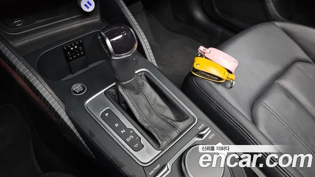 Audi Q2 35 TDI Premium — Фото автомобиля 9