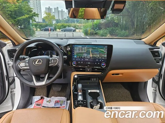 Lexus NX — Фото автомобиля 10