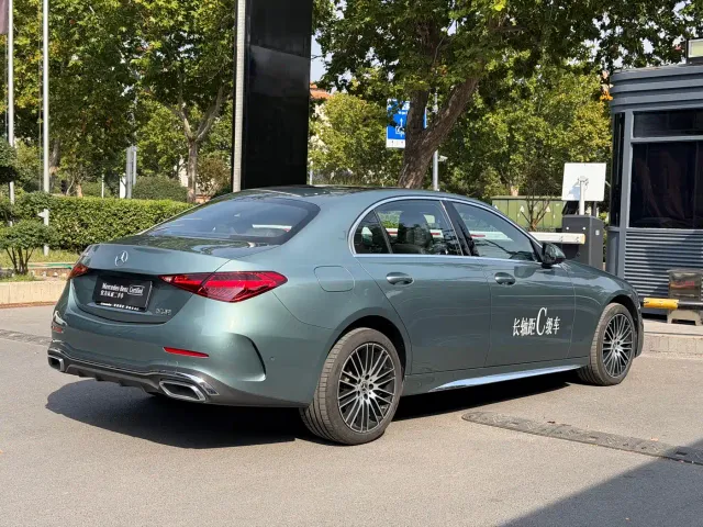 Mercedes-Benz C-Class — Фото автомобиля 4