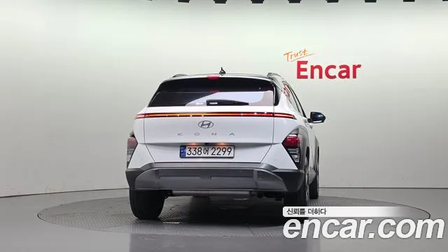 Hyundai Kona — Фото автомобиля 4