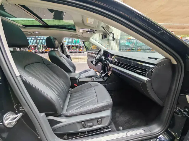 Volkswagen Passat — Фото автомобиля 9